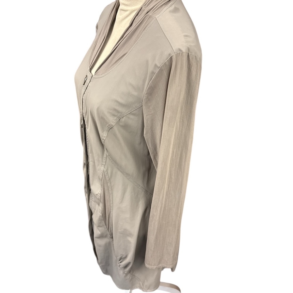Deca Gray Button-Up Jacket - Picture 4 of 7